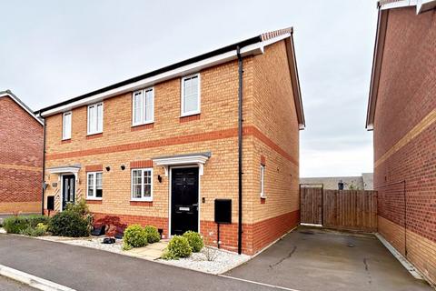 2 bedroom semi-detached house for sale, Kingfisher Fields, Pershore