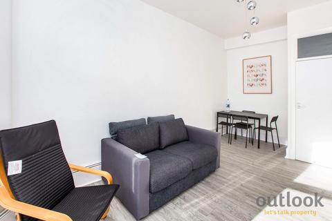 1 bedroom apartment to rent, Cann Hall Road, London