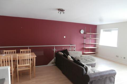 2 bedroom flat to rent, Raleigh Square, Raleigh Street,  Nottingham, NG7 4DN