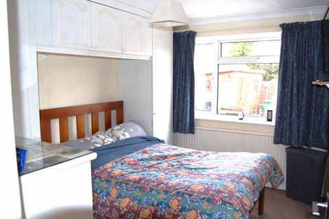 3 bedroom bungalow for sale, Bushfield Road, Wolverhampton WV7
