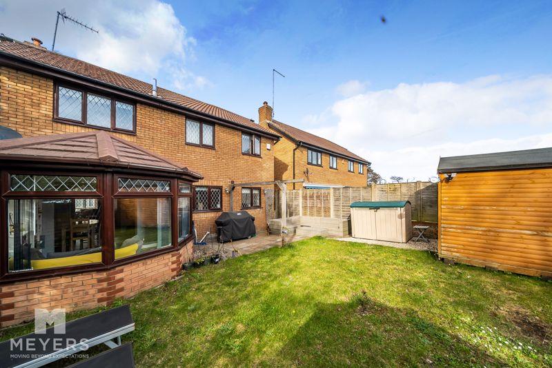 Marshwood Avenue, Poole BH17 5 bed detached house for sale £550,000