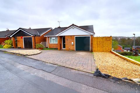 3 bedroom detached house for sale, Morris Drive, Stafford ST16