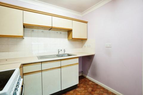 1 bedroom apartment for sale, Anglia Court, Dagenham RM8