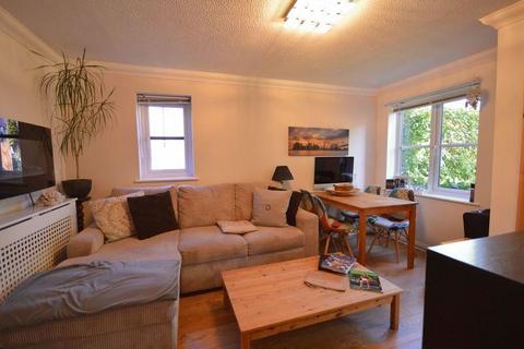 1 bedroom ground floor flat to rent, Beacon Hill Road, Hindhead GU26