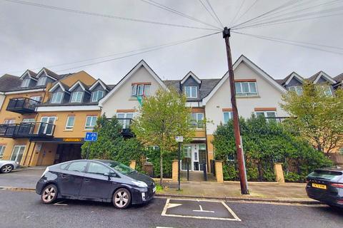 2 bedroom apartment for sale, Featherstone Road, Southall UB2