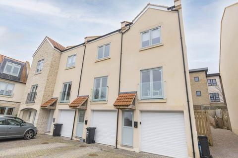 3 bedroom house to rent, Eastgate Court, Frome ,