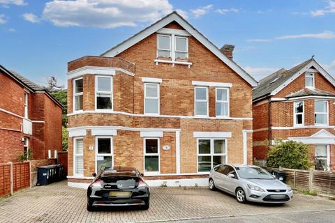 2 bedroom apartment for sale - Beaulieu Road, Bournemouth, BH4