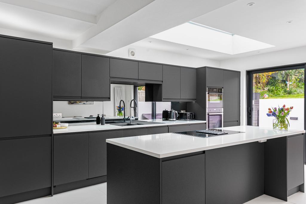 Kitchen/family room