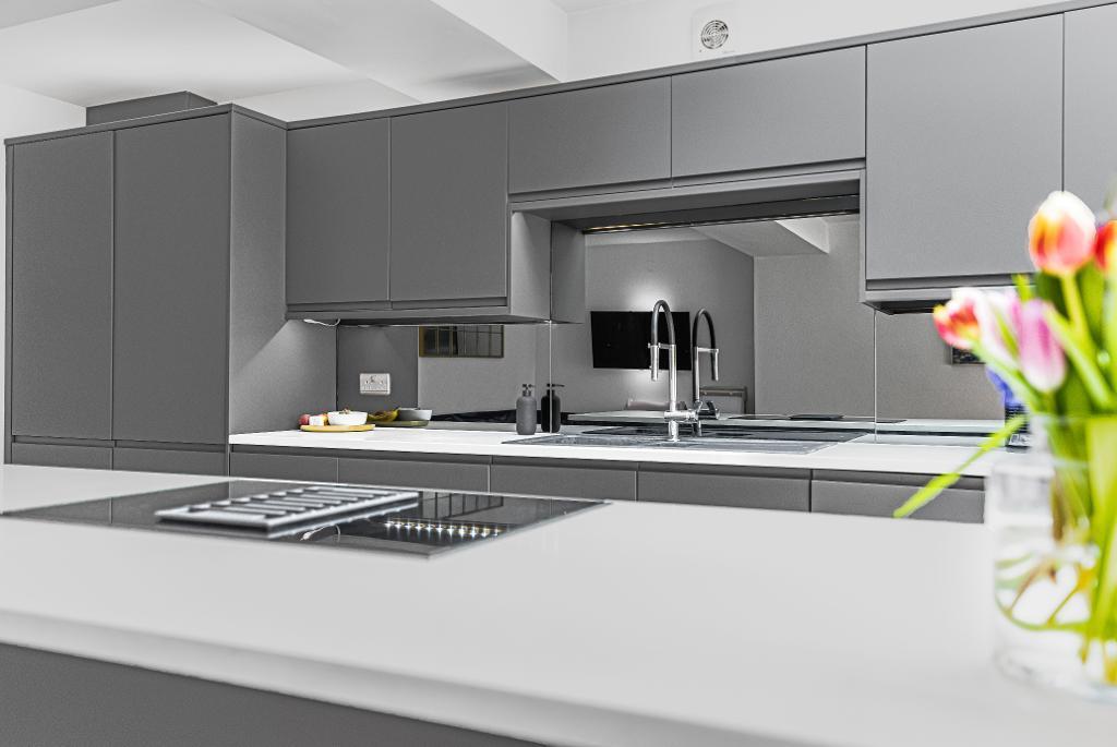 Kitchen/family room