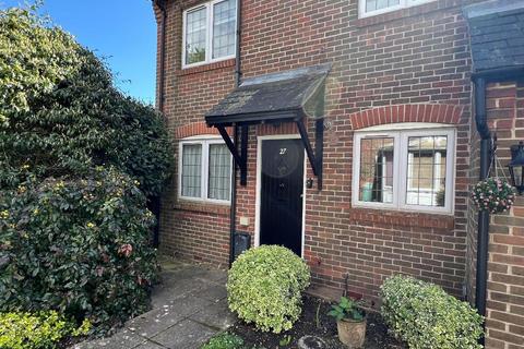 2 bedroom flat to rent, Penns Court, Horsham Road, Steyning, West Sussex, BN44 3BF