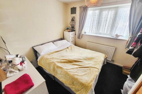 2 bedroom semi-detached house for sale, Evans Road, Basford, Nottingham, NG6 0QP