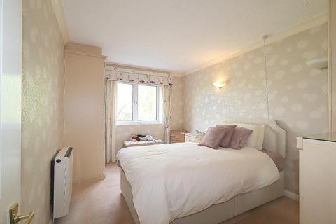 2 bedroom apartment for sale, Popes Court, Old Bedford Road Area, Luton, Bedfordshire, LU2 7GL