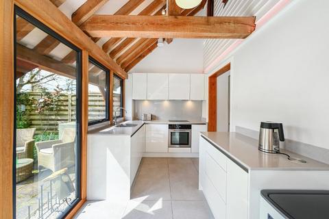 2 bedroom barn conversion for sale, Boyton Court Road, Sutton Valence, Kent, ME17 3BY