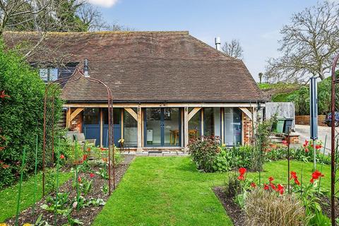 2 bedroom barn conversion for sale, Boyton Court Road, Sutton Valence, Kent, ME17 3BY