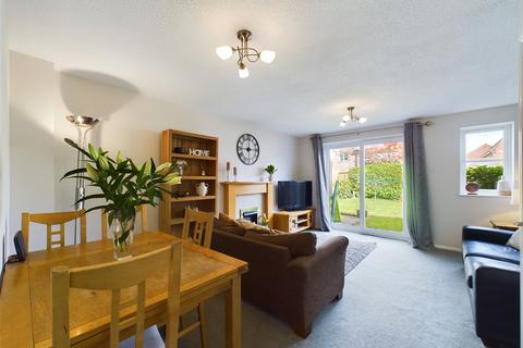 17 Dunmow Avenue, Worcester, WR4 0NR