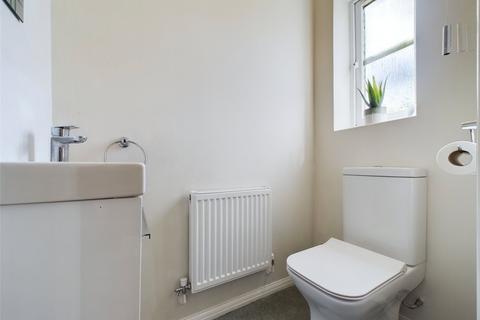 17 Dunmow Avenue, Worcester, WR4 0NR
