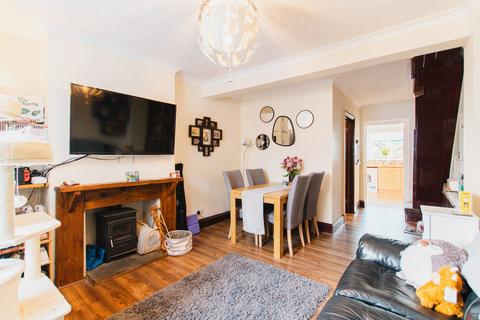2 bedroom end of terrace house for sale, Queens Road, Banbury, OX16