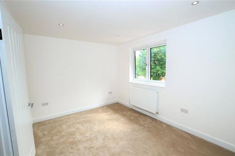2 bedroom terraced house to rent, Auckland Road, London, SE19