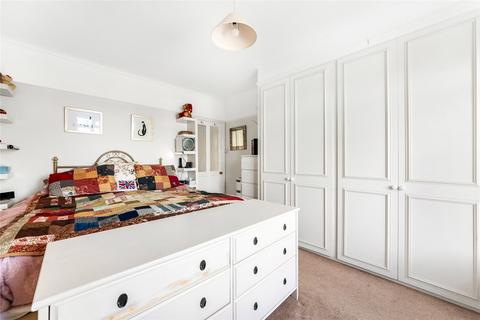 2 bedroom apartment for sale, Balmoral Court, South Norwood Hill, London, SE25