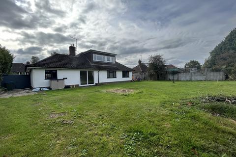 4 bedroom bungalow to rent, Chipstead , Sevenoaks, Kent