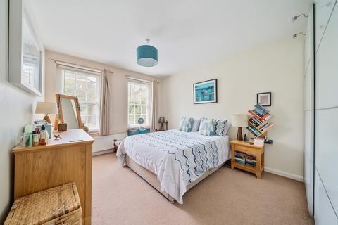 61 Parkside, London, SE3 7QF