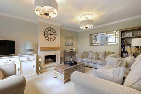 4 bedroom detached house for sale, Manor Crescent, Seer Green, Beaconsfield, Buckinghamshire, HP9