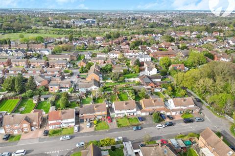 33 Gerdview Drive, Dartford, DA2 7BS