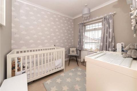 6 Langley Grove, Bingley, BD16 4ES