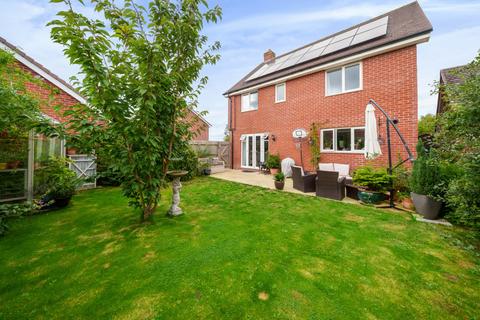 4 bedroom detached house for sale, Copper Box Close, Andover, Hampshire