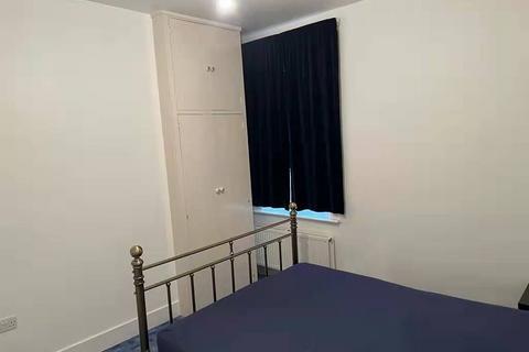 2 bedroom apartment to rent, ALGERNON ROAD