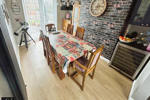 3 bedroom terraced house for sale, Birch Road, Dudley