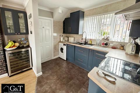 8 Birch Road, Dudley, DY3 1LW