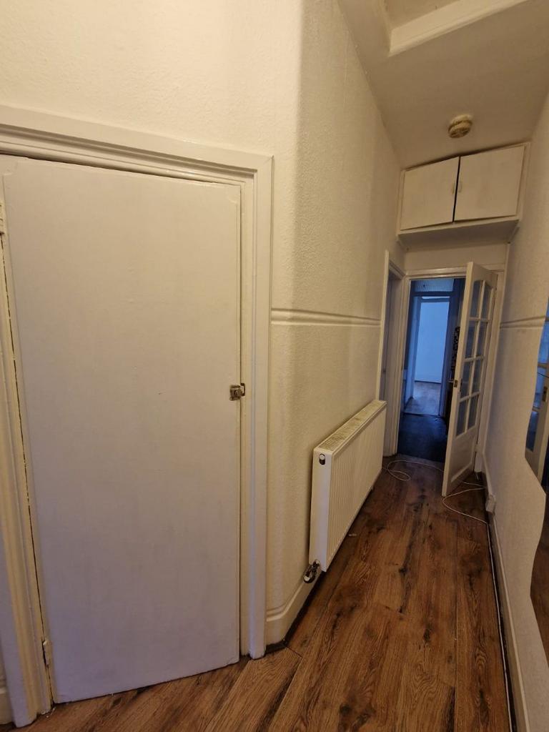 Enfield - 2 bedroom flat to rent