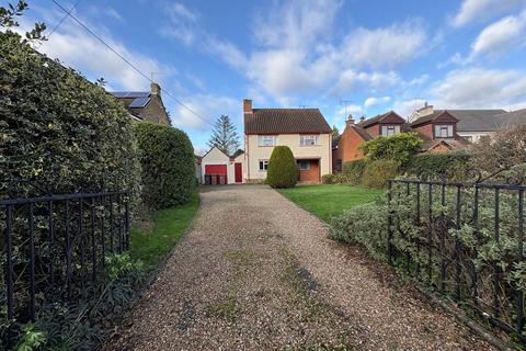 4 bedroom detached house for sale, Vicarage Lane, Great Baddow, Chelmsford, CM2