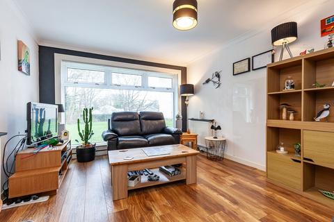 2 bedroom ground floor flat for sale, Mortonhall Park Crescent, Edinburgh, EH17