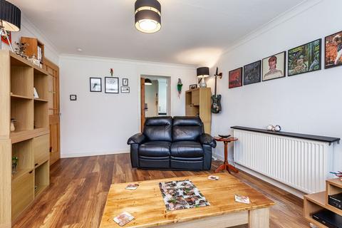 2 bedroom ground floor flat for sale, Mortonhall Park Crescent, Mortonhall, Edinburgh, EH17