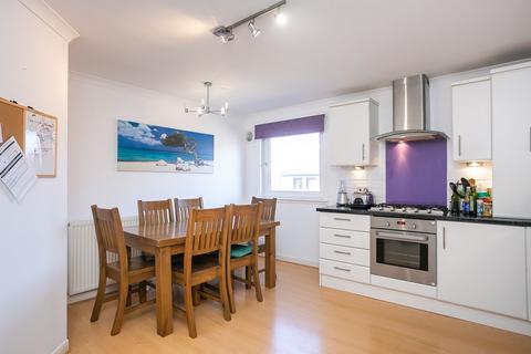 51/3 Bryson Road, Edinburgh, EH11 1DS