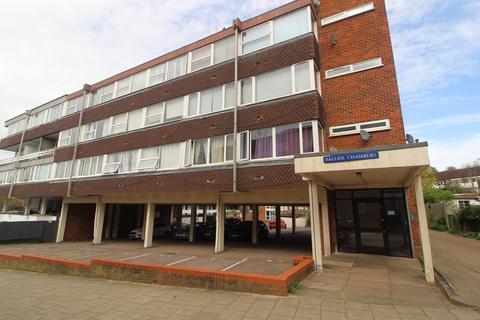 Hitchin - 1 bedroom flat for sale