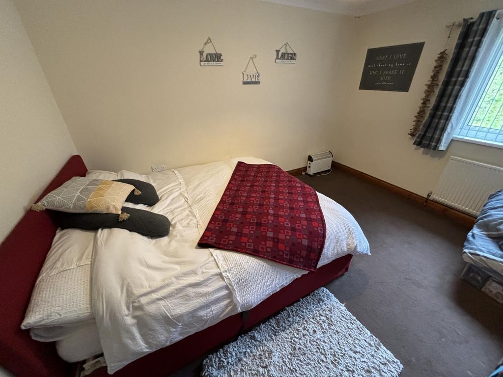 Rear bedroom 3