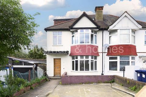 3 bedroom apartment for sale, Lower ground, Woodstock Avenue, London