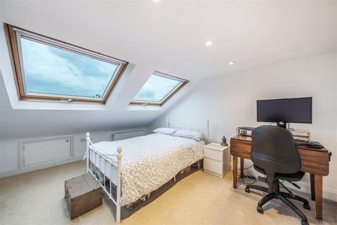 11 Cambridge Road, Carshalton, SM5 3QP