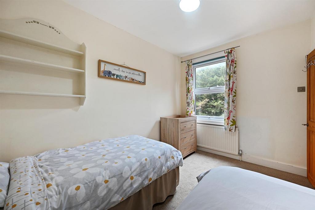 Bedroom 2.jpg