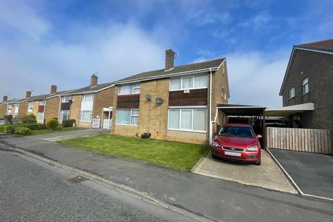 3 bedroom semi-detached house for sale, Overdale, Scarborough YO11