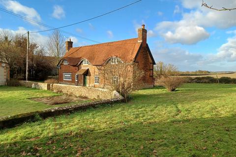 4 bedroom detached house to rent, Stoke Charity, Nr Winchester