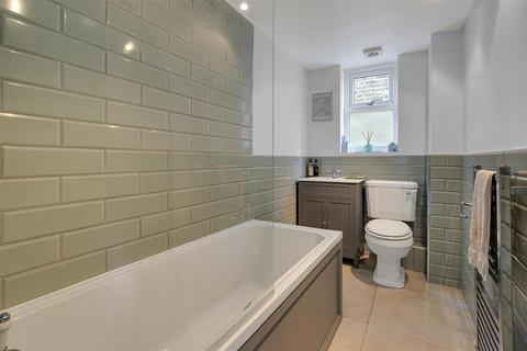 1 bedroom house for sale, Longley Road, London