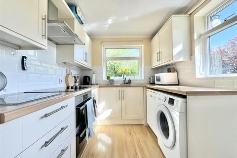 18 Stamford Close, Ipswich, IP2 9YD