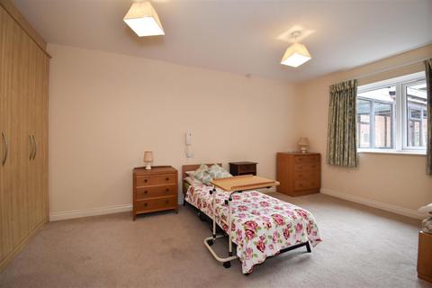 2 bedroom retirement property for sale, Bridge Lane, Penrith