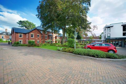 2 bedroom apartment to rent, Southbank Road, Kenilworth