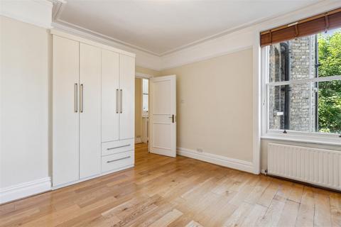 3 bedroom flat for sale, Welbeck Court, Addison Bridge Place, W14