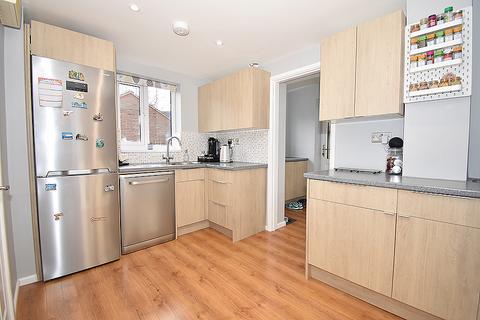 76 Miller Way, Exminster, Exeter, EX6 8TH